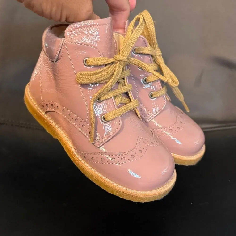 Angulus Patent Wingtip Baby / toddler Bootie in Rose, EU size 24 US size 7.5
